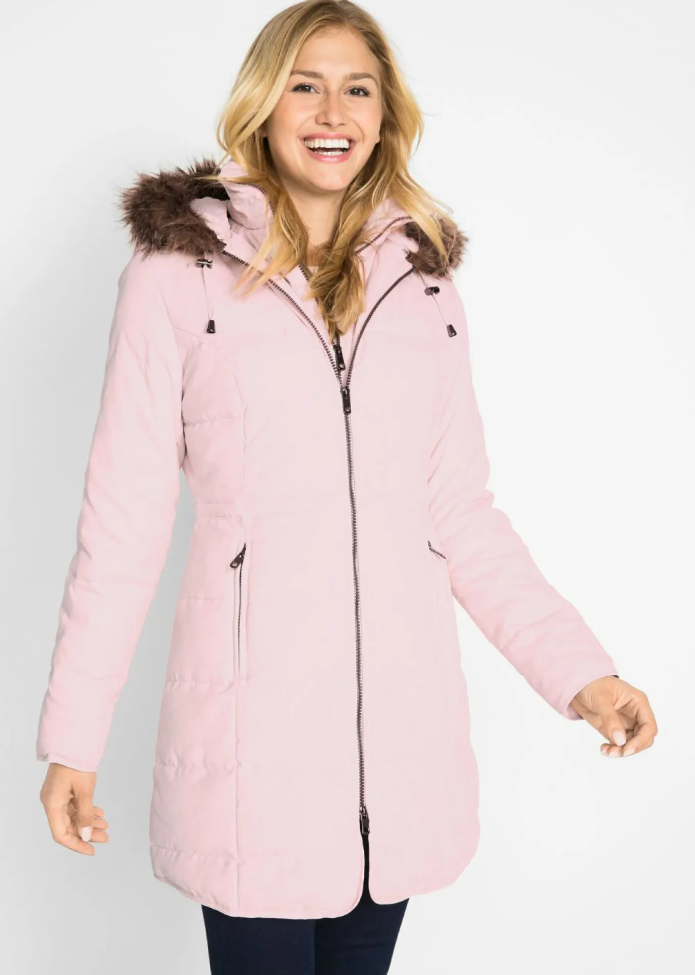 Chaqueta guateada con capucha
