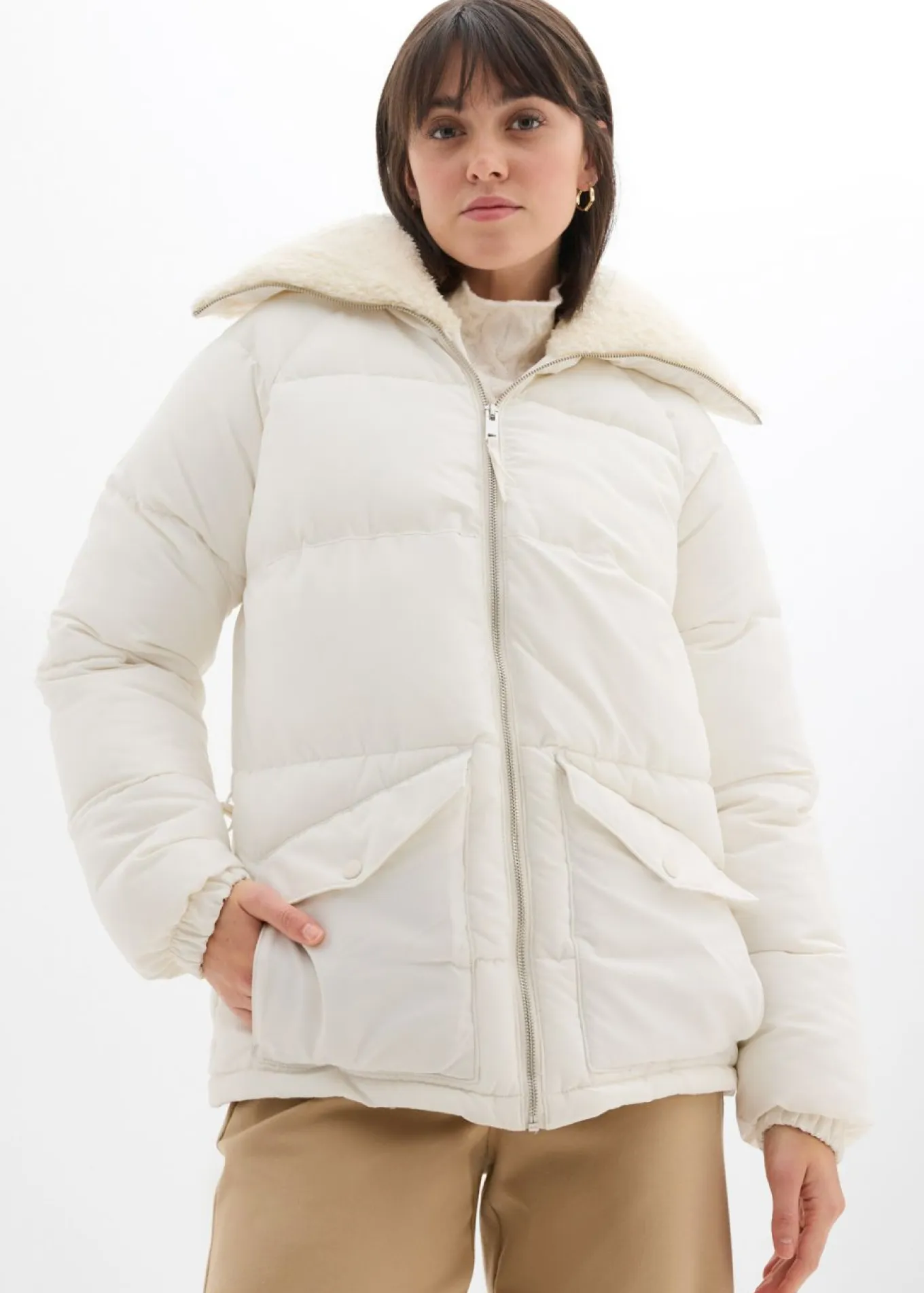 Chaqueta guateada con cuello de pelo