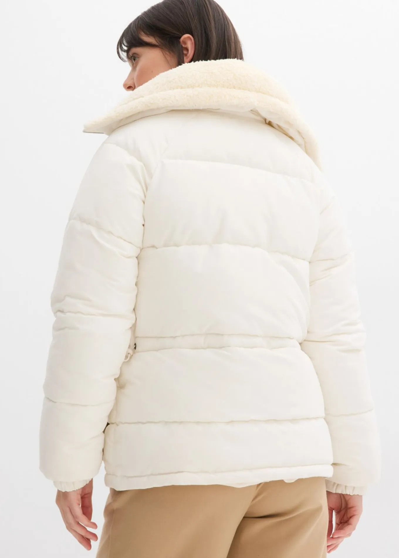 Chaqueta guateada con cuello de pelo