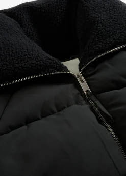 Chaqueta guateada con cuello de pelo