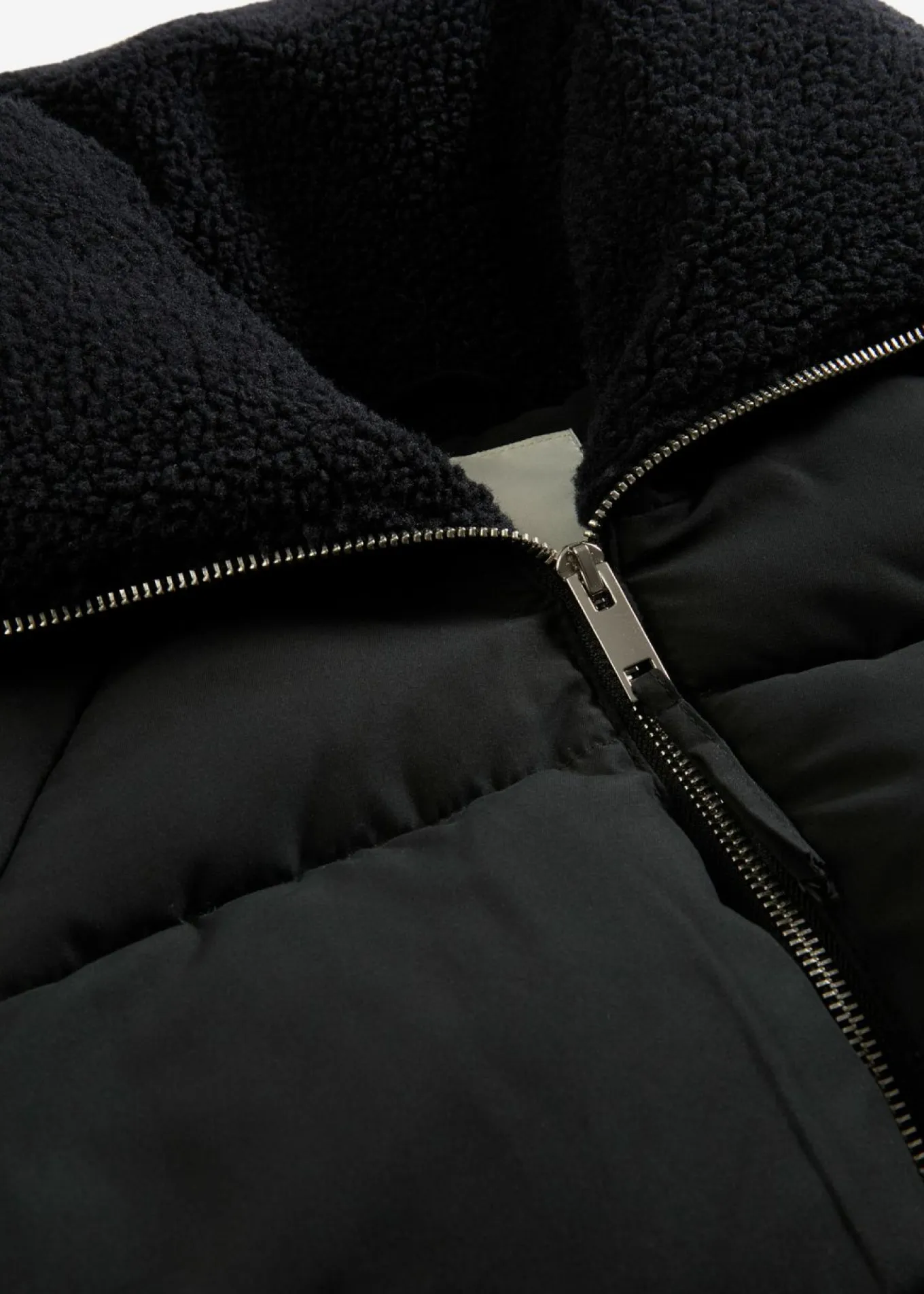 Chaqueta guateada con cuello de pelo