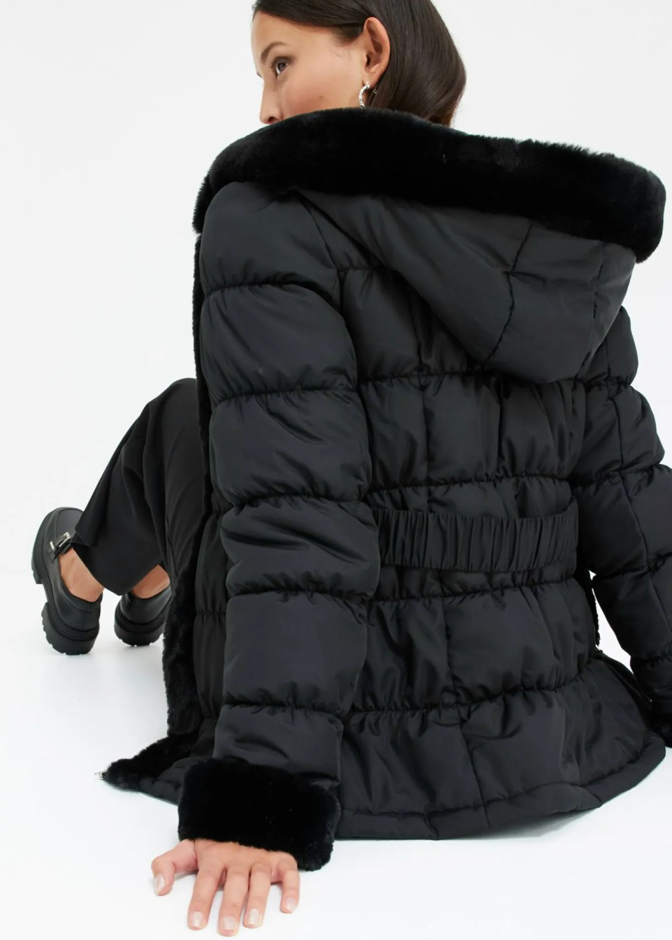 Chaqueta guateada con pelo sintético