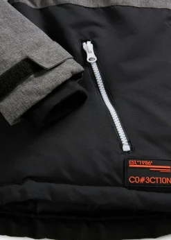 Chaqueta guateada de invierno con capucha y diseño en color block
