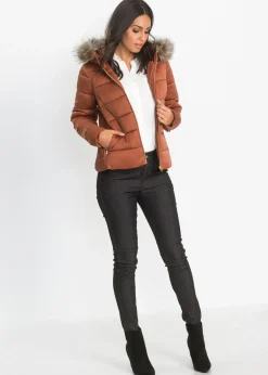 Chaqueta guateada de poliéster reciclado
