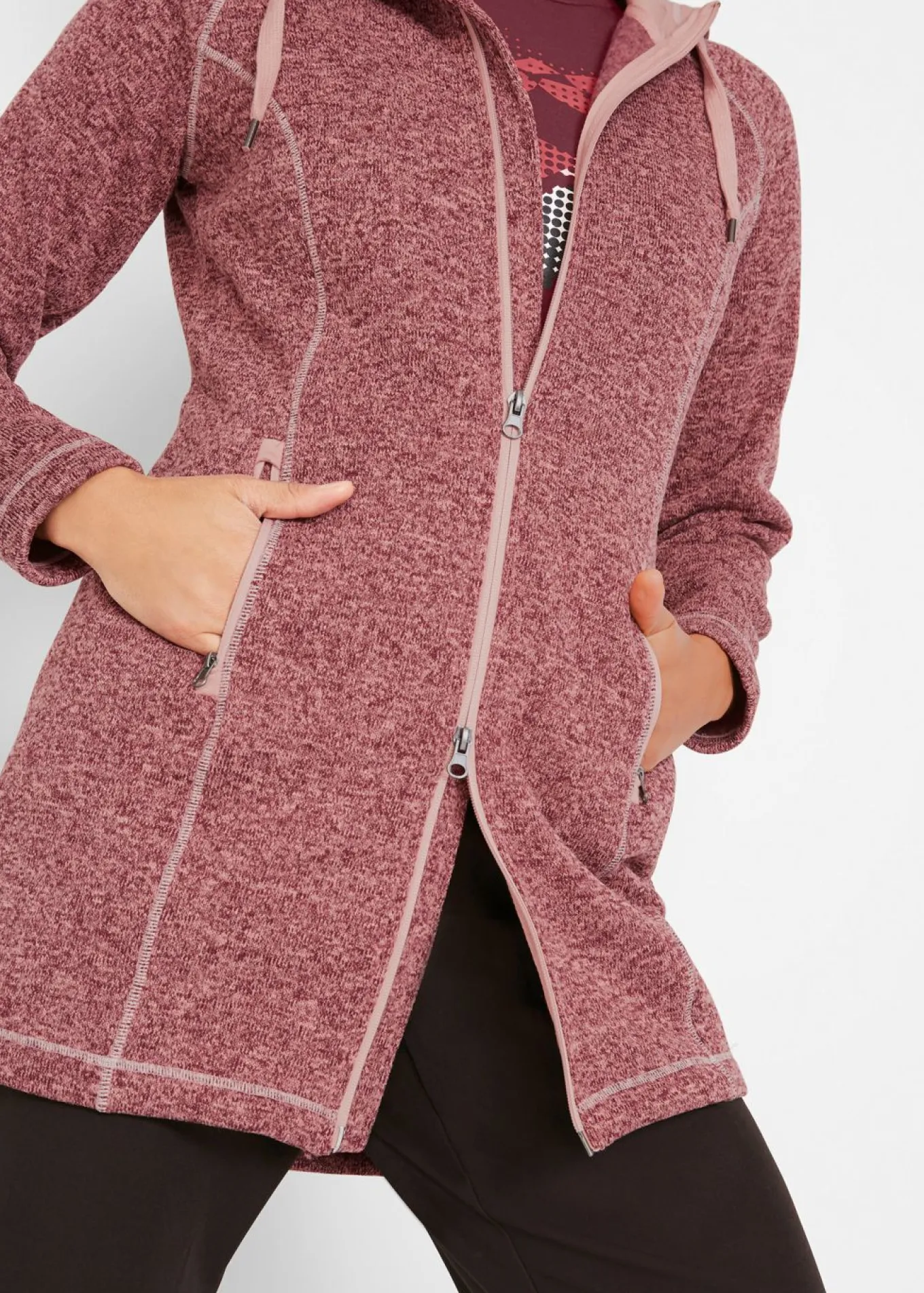 Chaqueta larga de forro polar con capucha