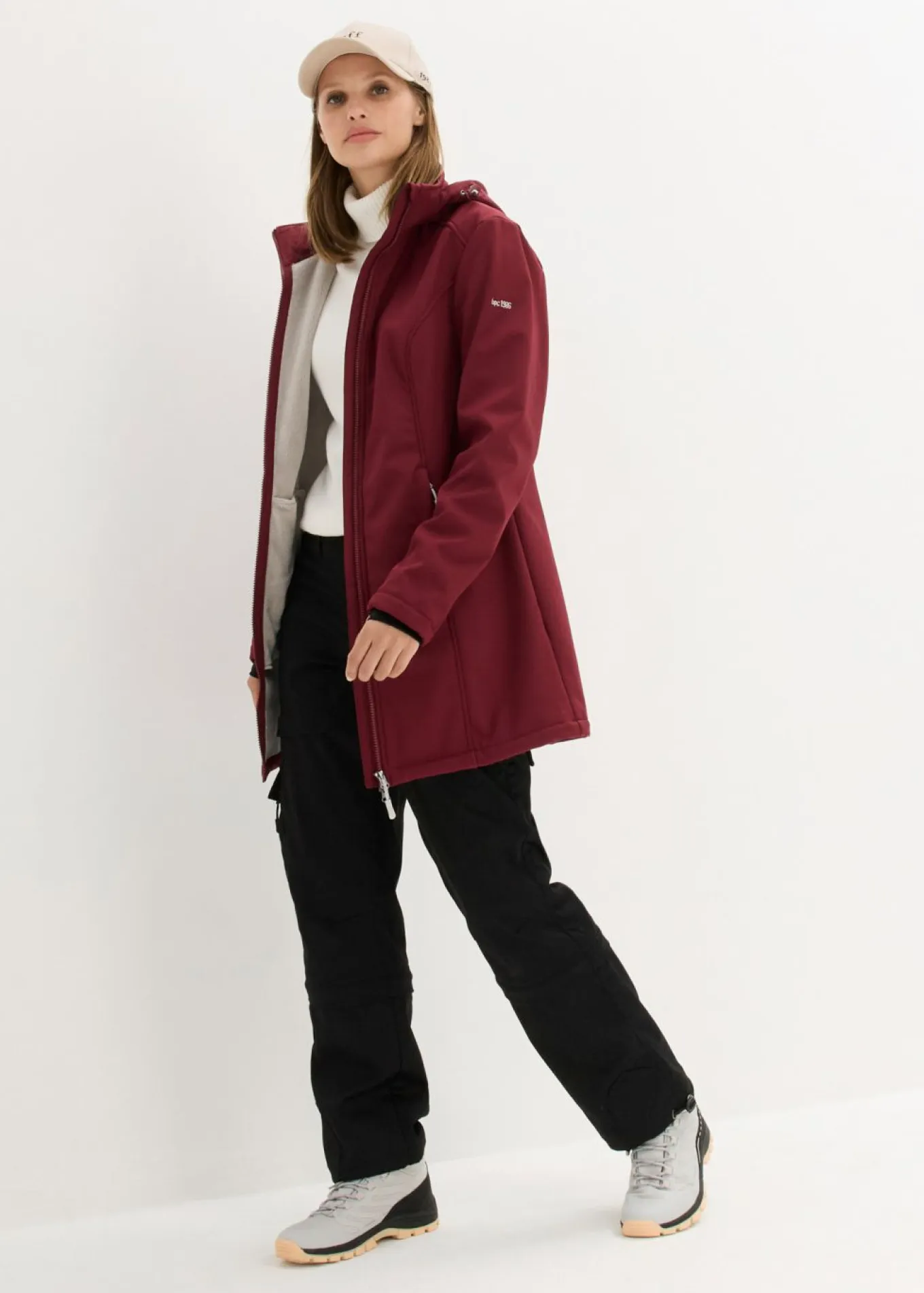 Chaqueta larga funcional softshell repelente al agua, forro polar suave
