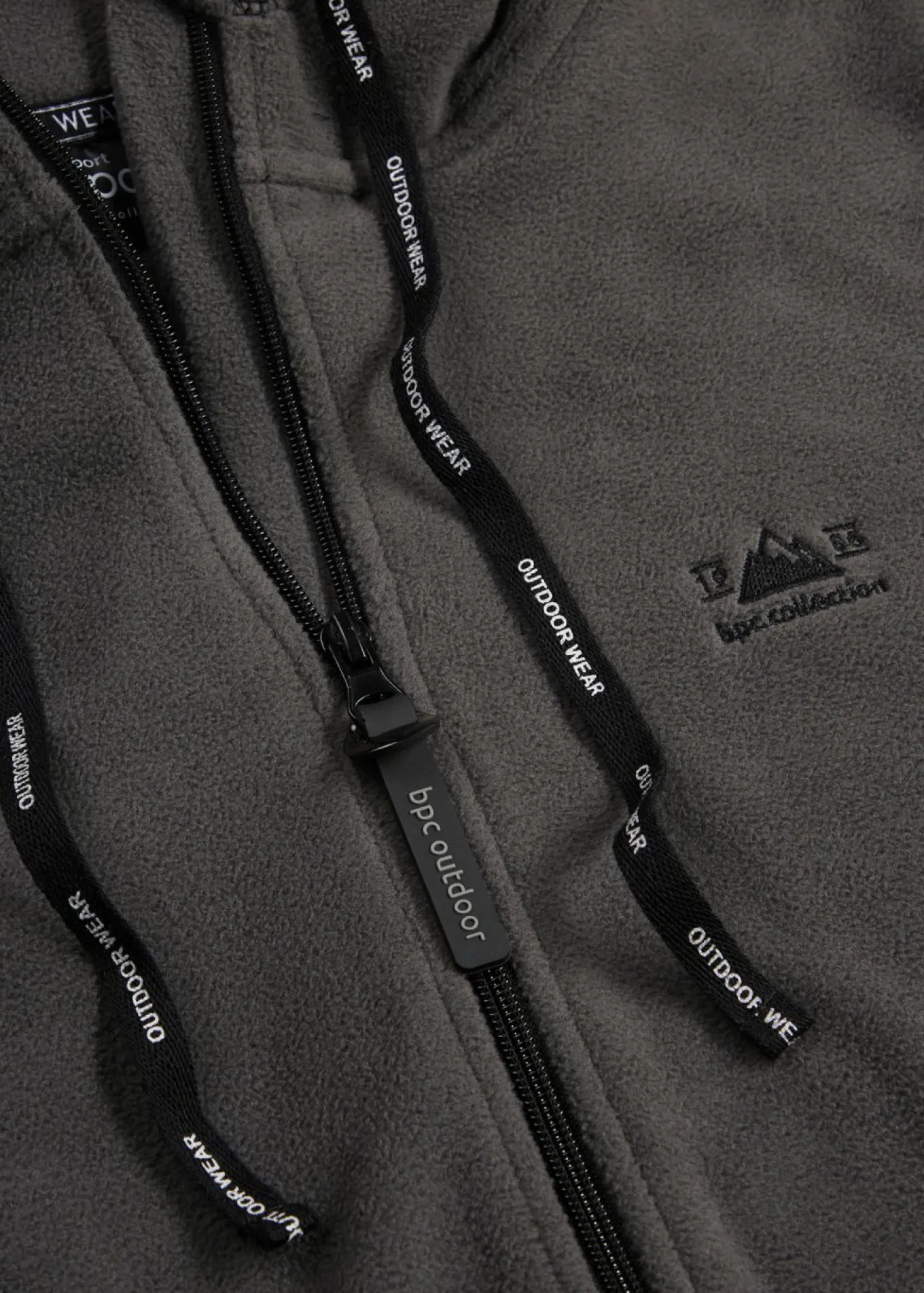 Chaqueta polar con bolsillos con cremallera