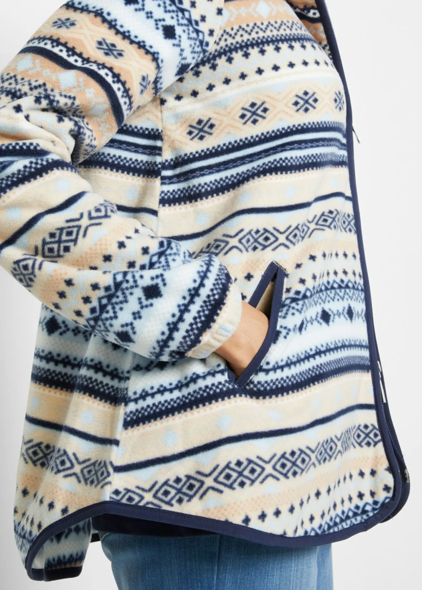 Chaqueta polar con capucha y estampado noruego
