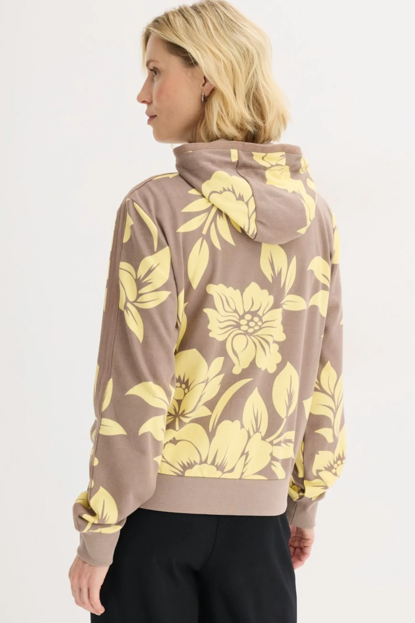 Chaqueta tipo sudadera con algodón