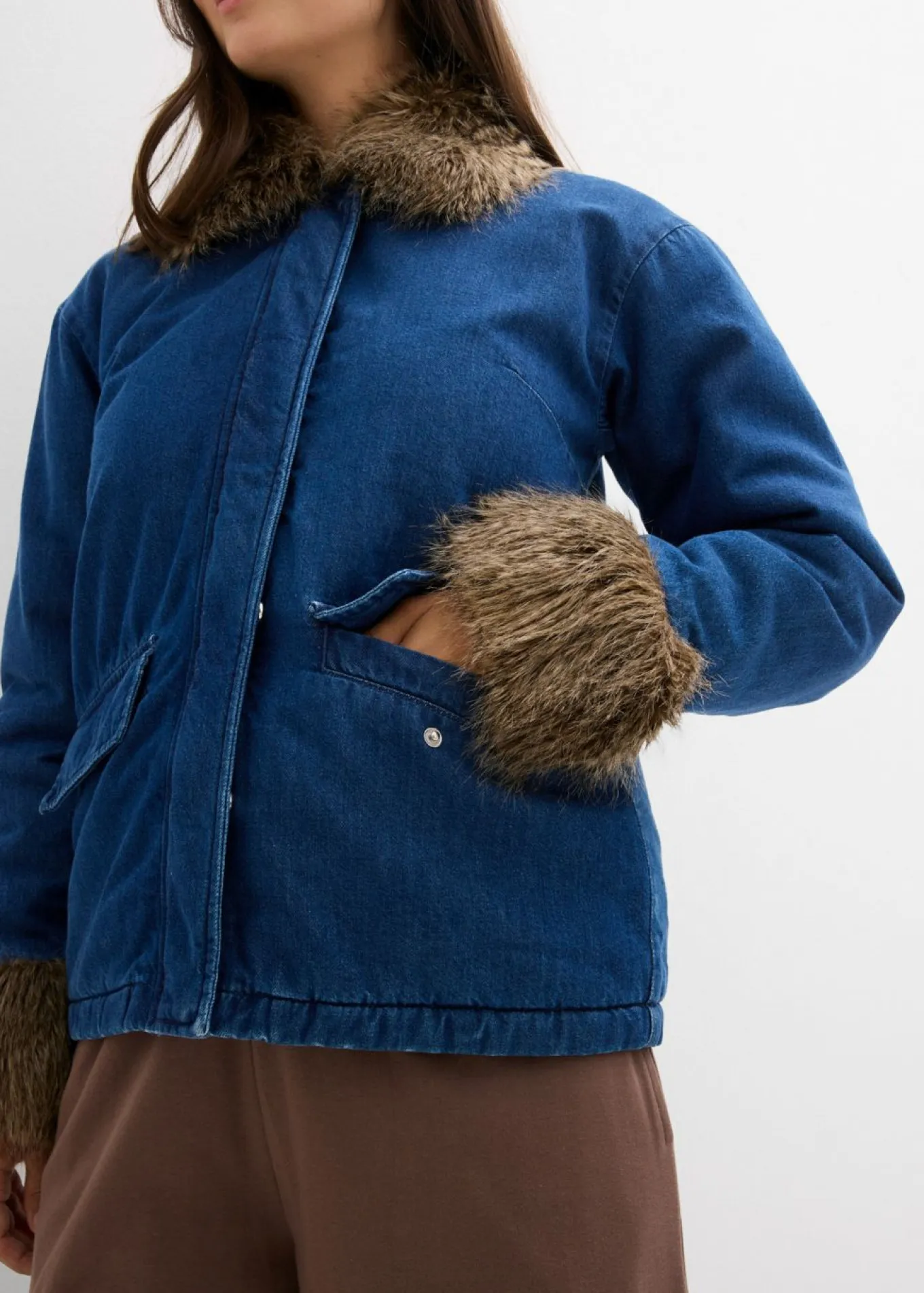 Chaqueta vaquera con ligero guateado