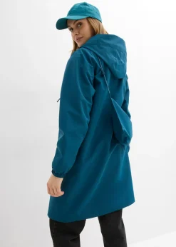 Chubasquero ligero con bolso estilo bandolera