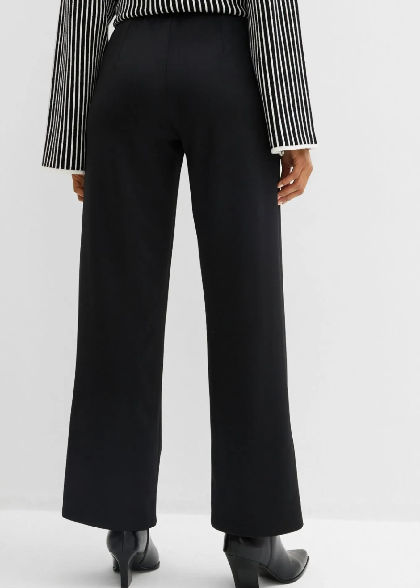 Cómodo pantalón de chándal fluido