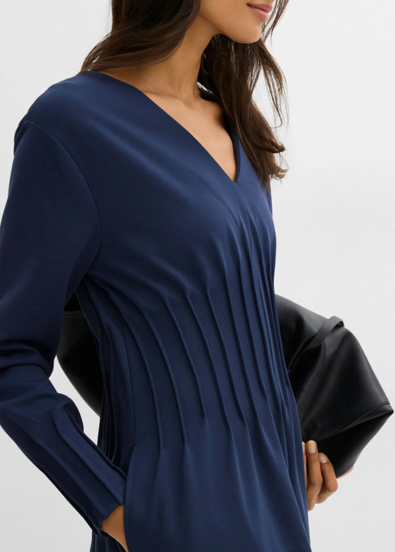 Cómodo vestido de mezcla de viscosa con pinzas decorativas