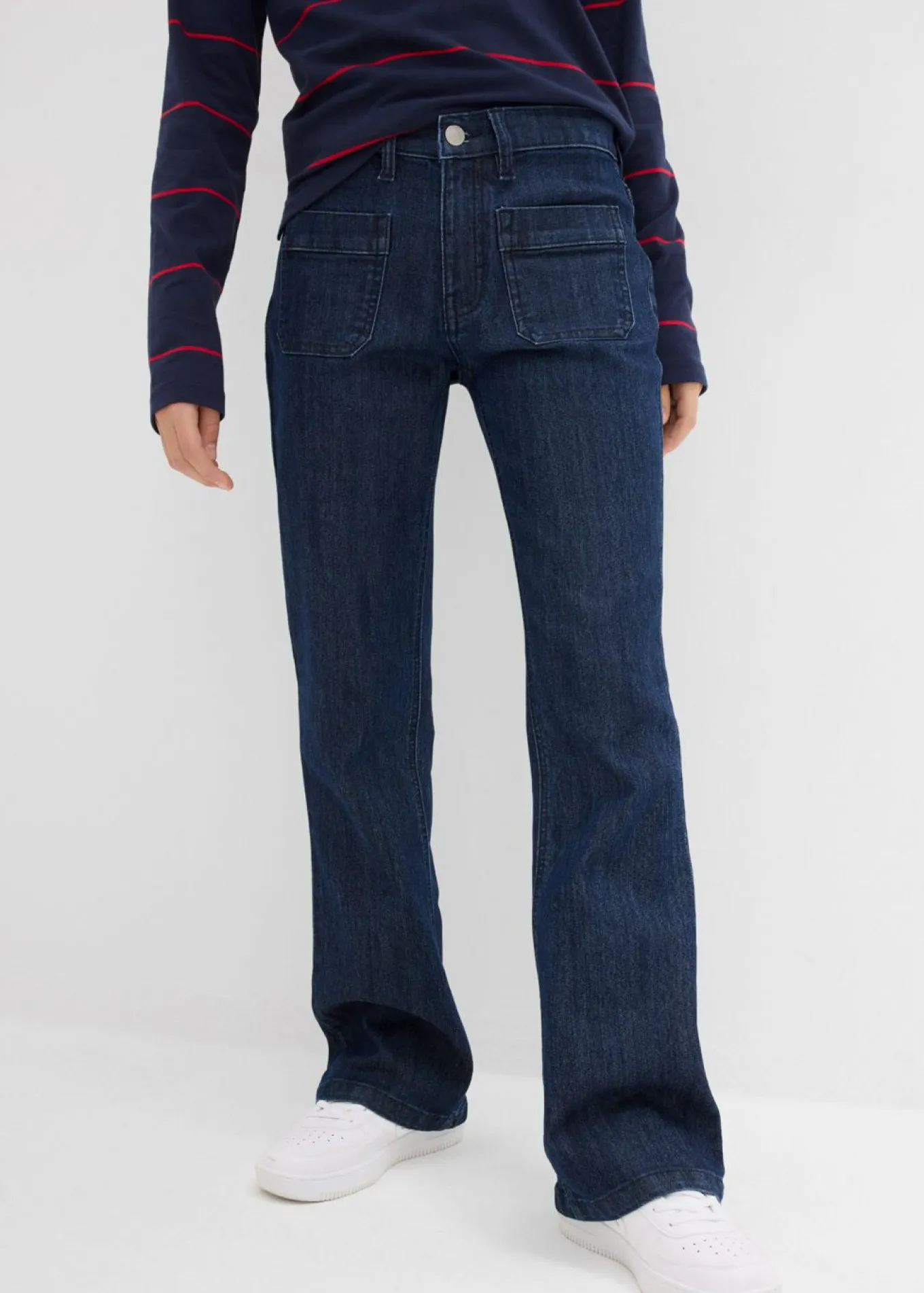 Cómodos vaqueros de corte bootcut