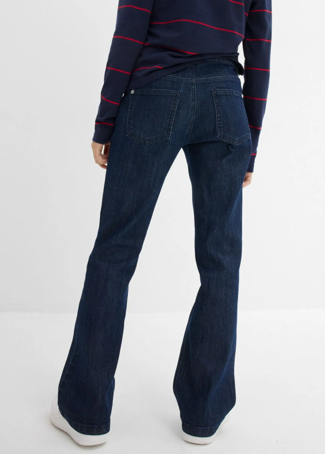 Cómodos vaqueros de corte bootcut