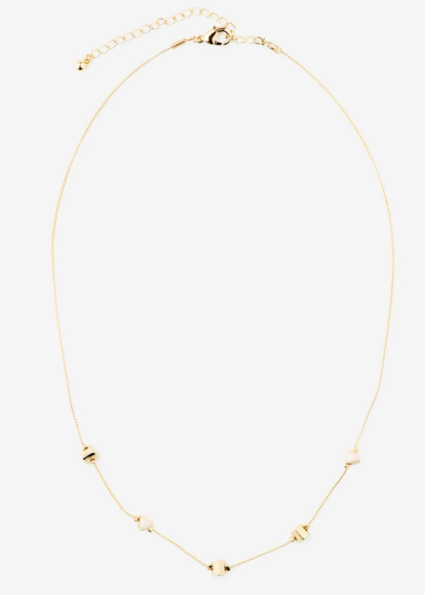 Collar con colgantes en forma de corazón