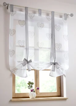 Cortina con estampado de corazones con poliéster reciclado