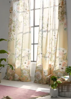 Cortina de microfibra con estampado de rosas