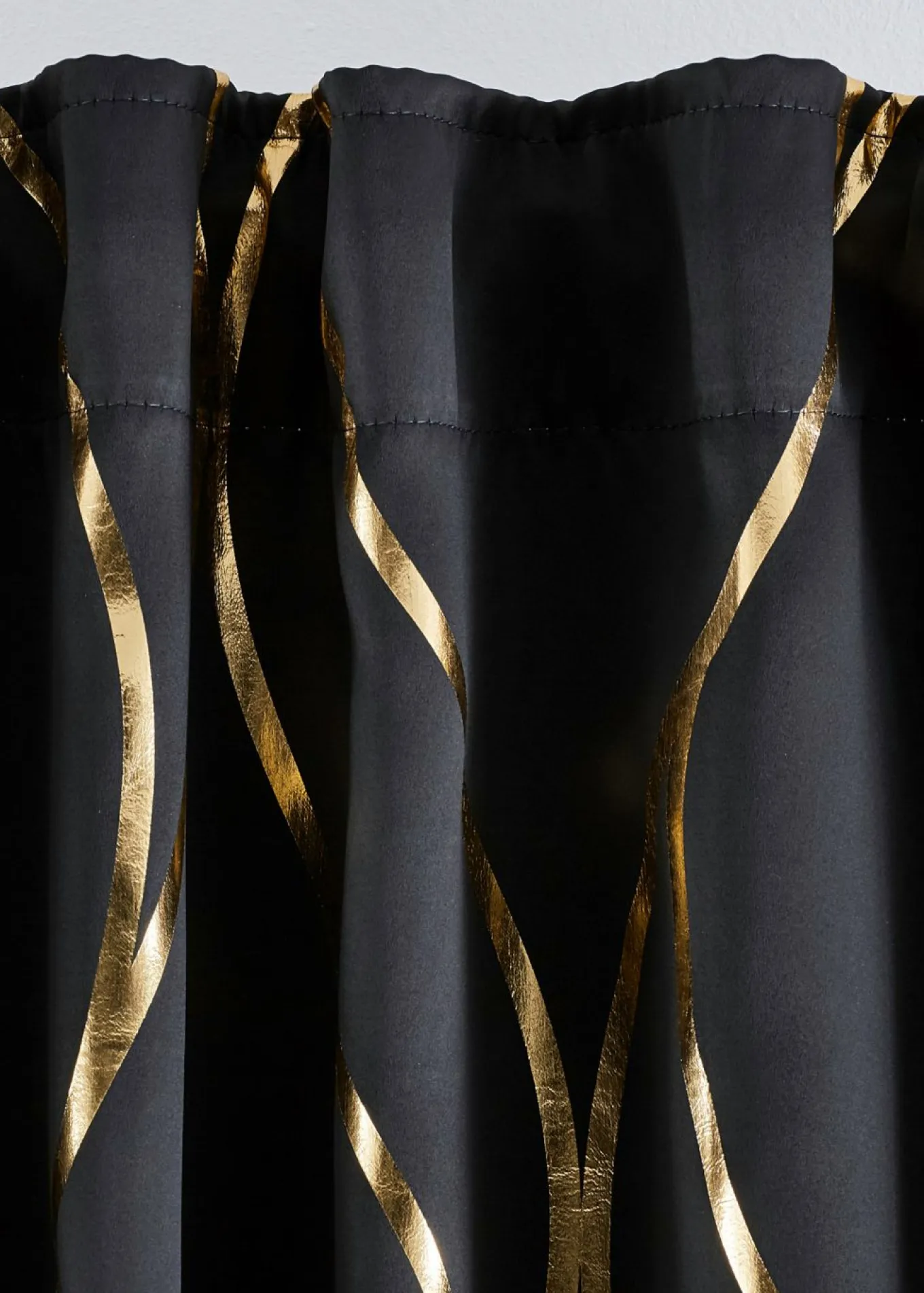 Cortina oscurecedora con estampado brillante (1 unidad)