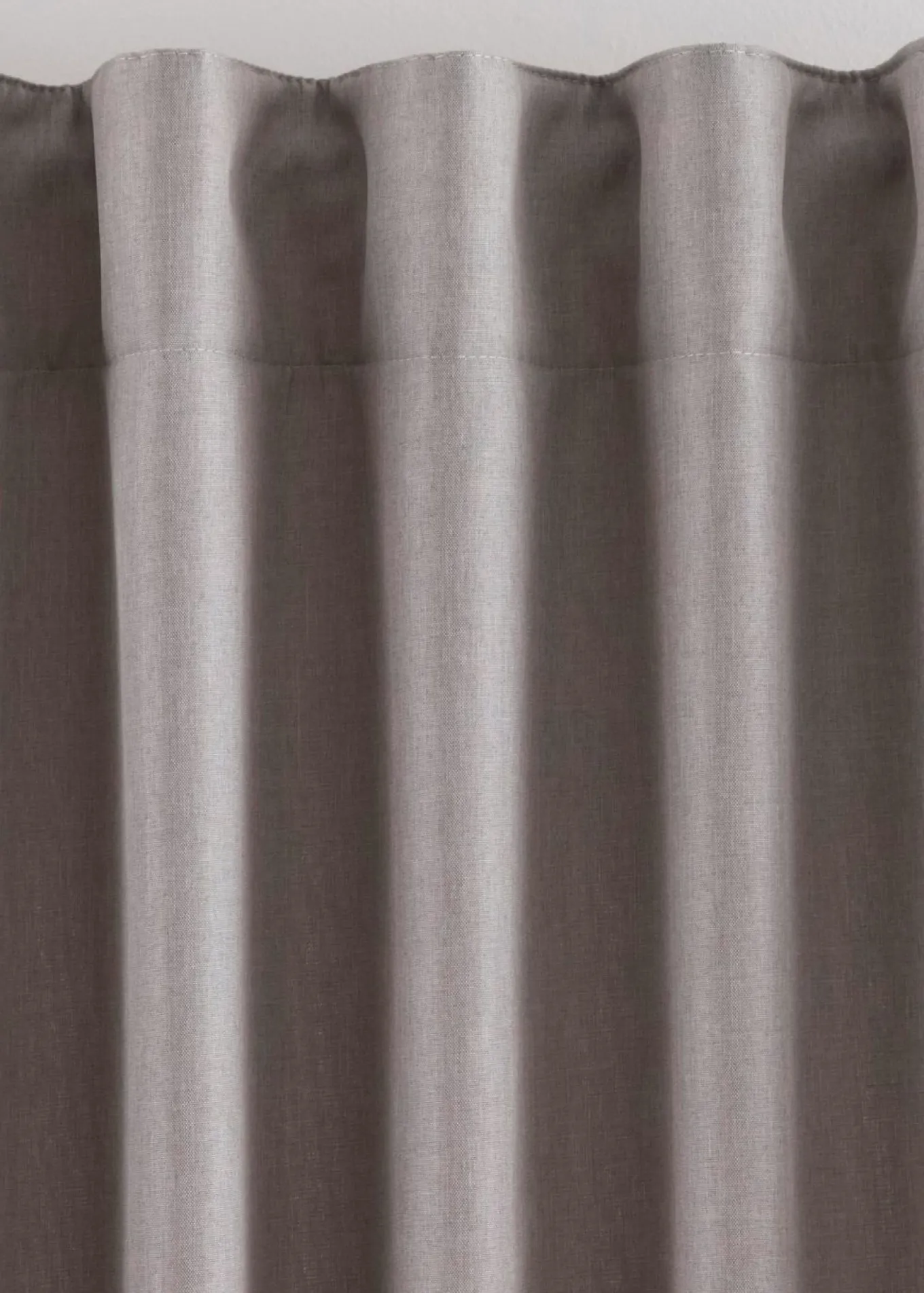 Cortina térmica con reverso de polar suave, también en largo extra (1 unidad)