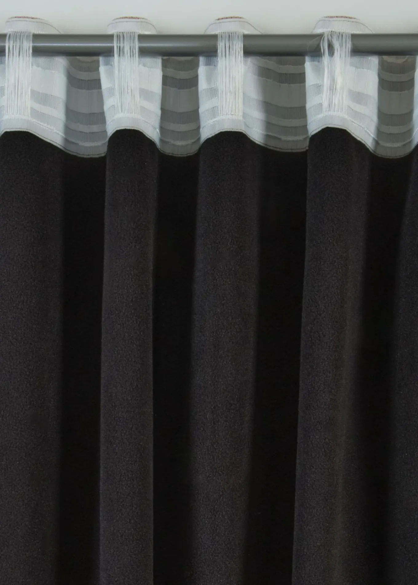 Cortina térmica con reverso polar negro (1 unidad)