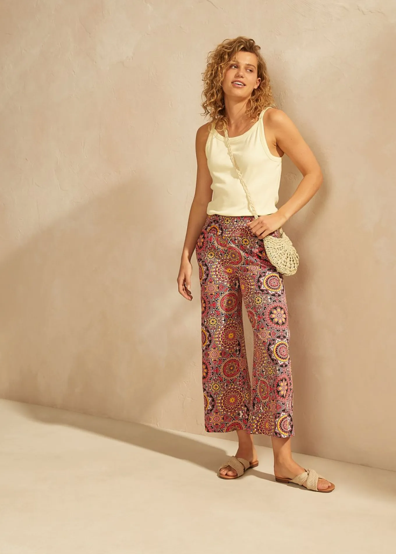 Culotte ancho capri de punto con cinturilla ancha de nido de abeja
