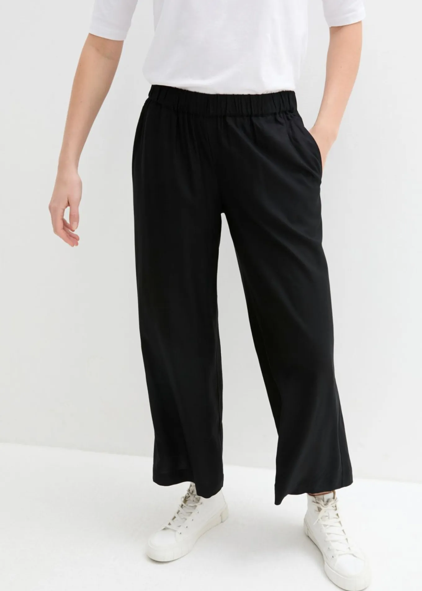 Culotte ancho de viscosa sostenible