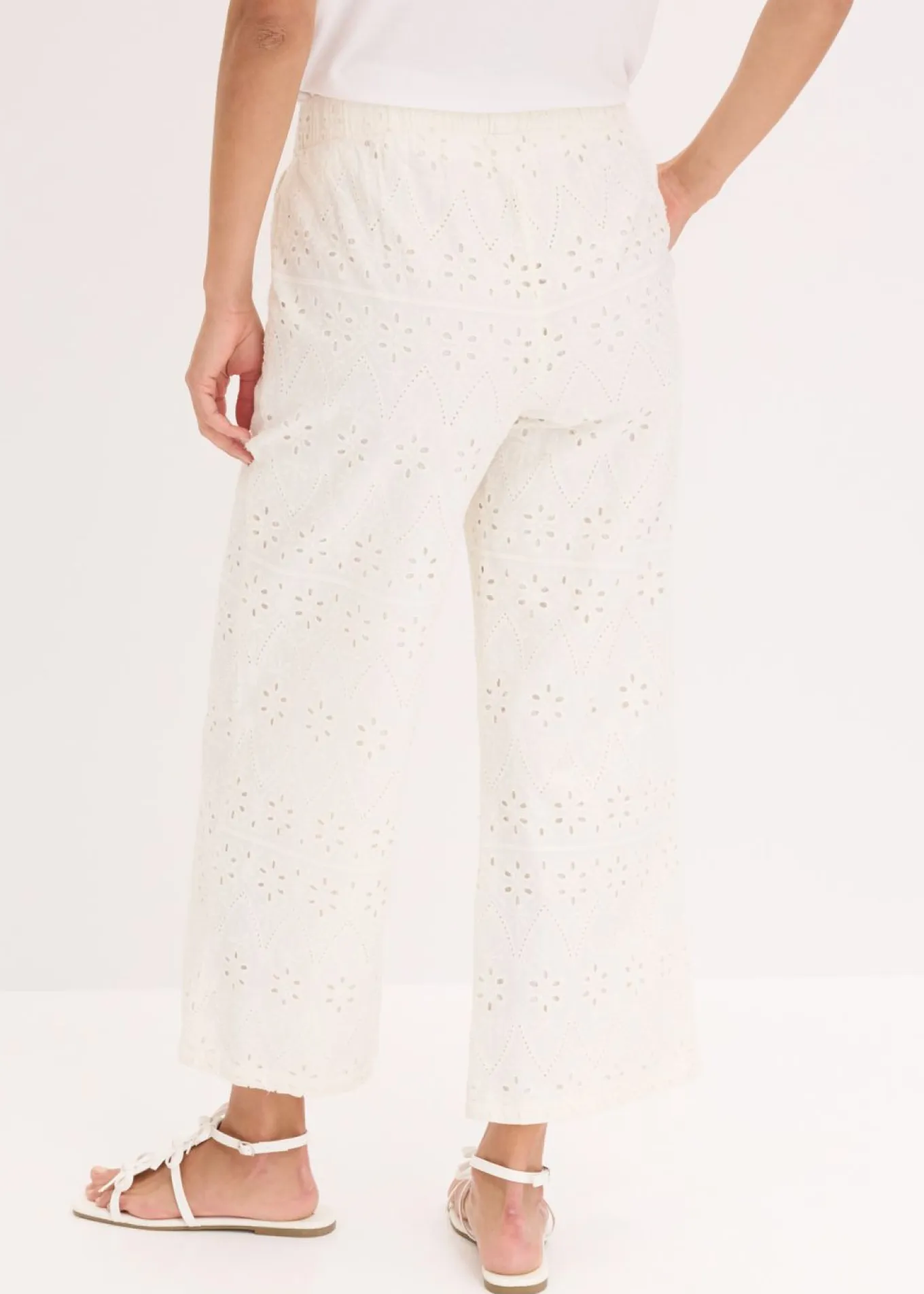 Culotte con bordado calado