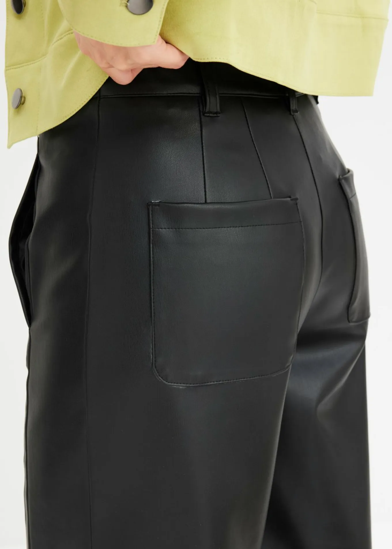 Culotte de piel sintética