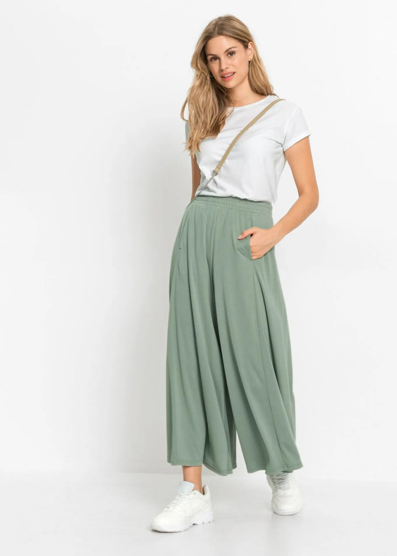 Culotte de punto con pierna ancha