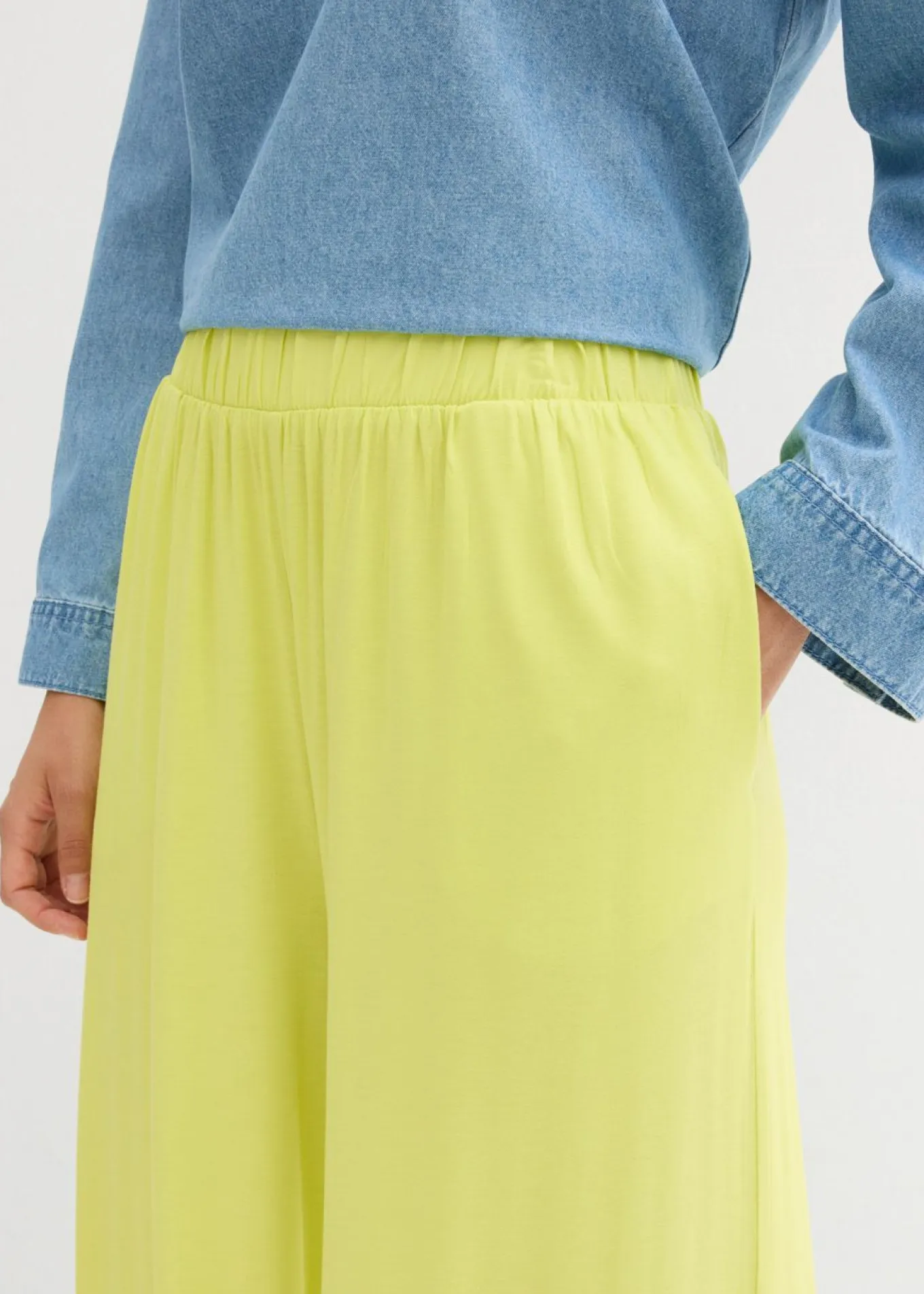Culotte de viscosa fluida