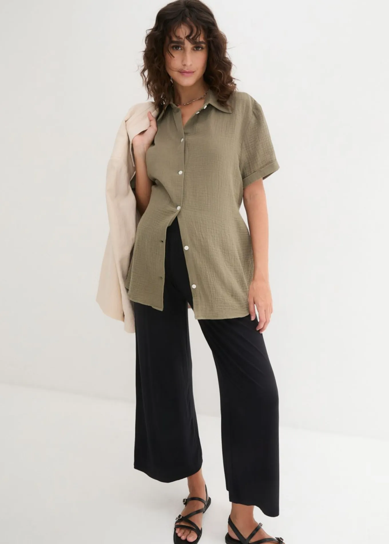 Culotte premamá de viscosa suave con corte holgado
