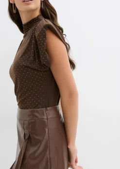 Falda corta de piel sintética con pliegues