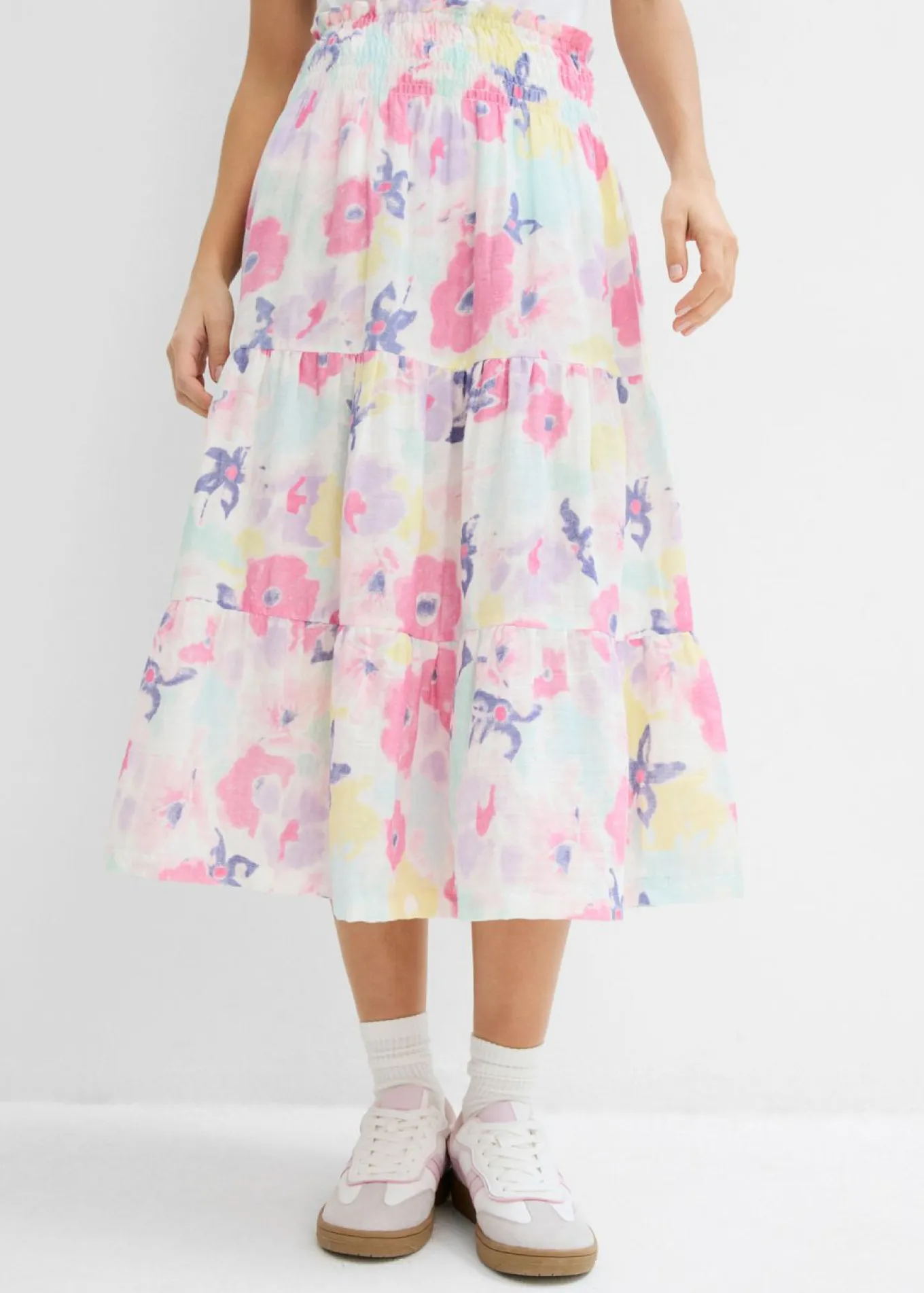 Falda de capas de muselina