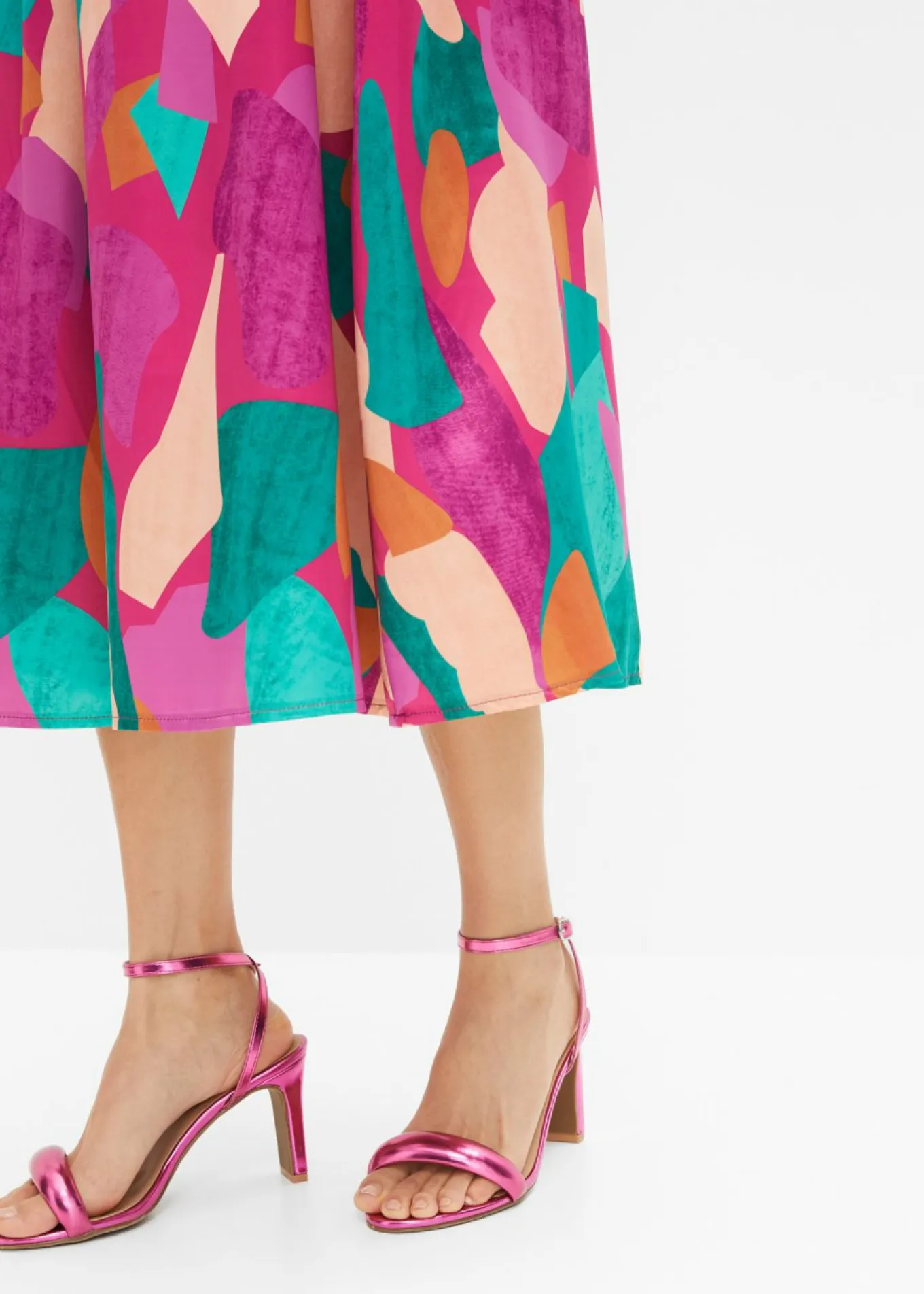 Falda de satén estampada