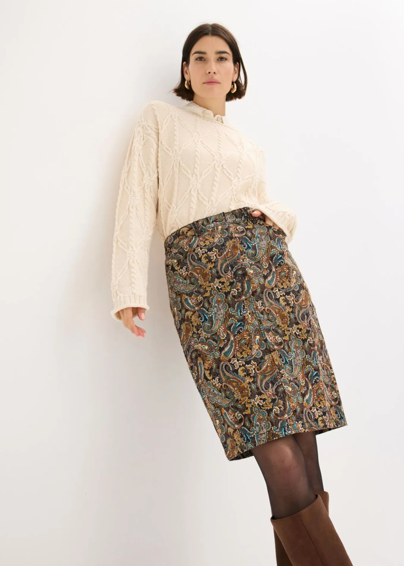 Falda elástica con algodón