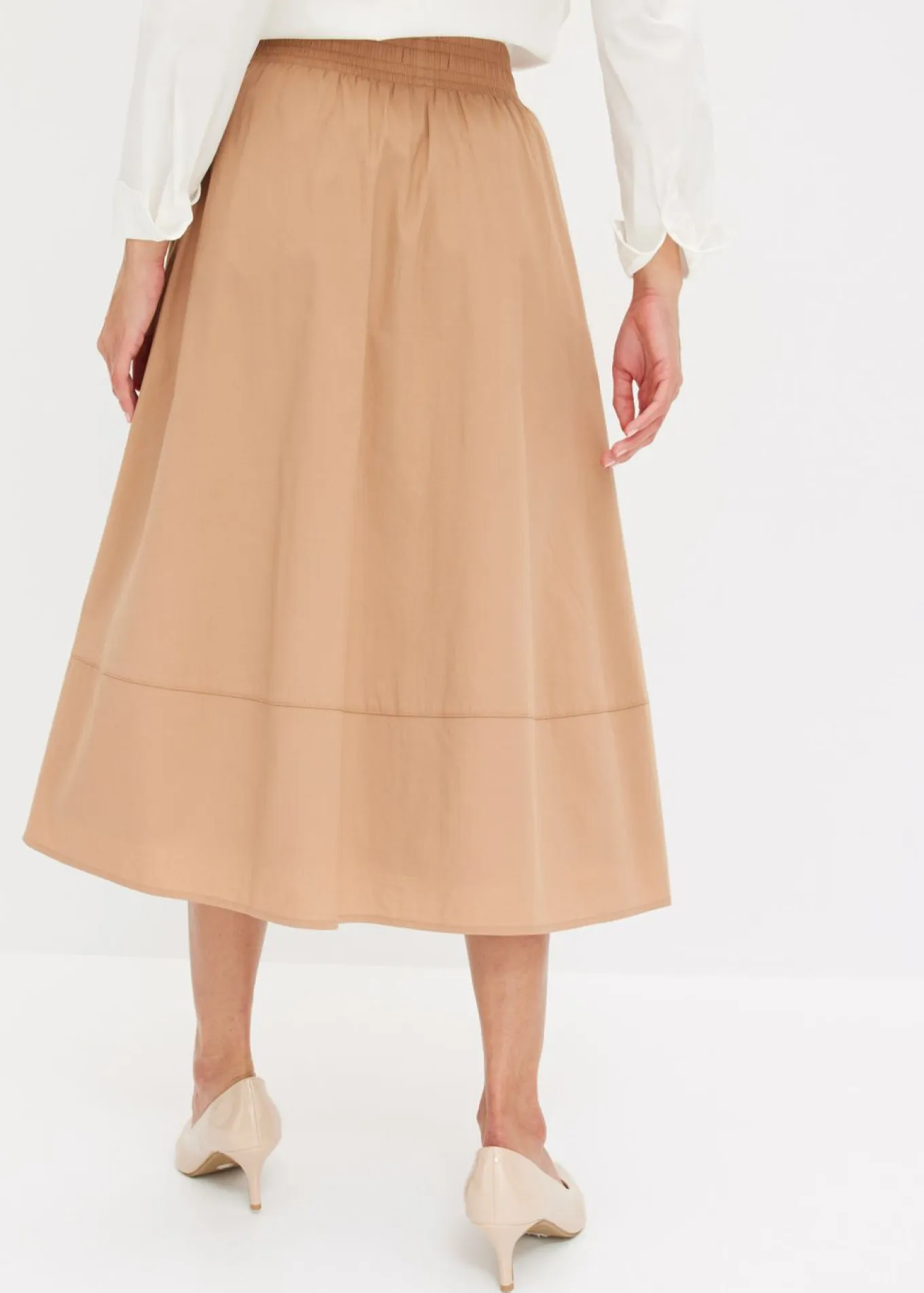 Falda midi