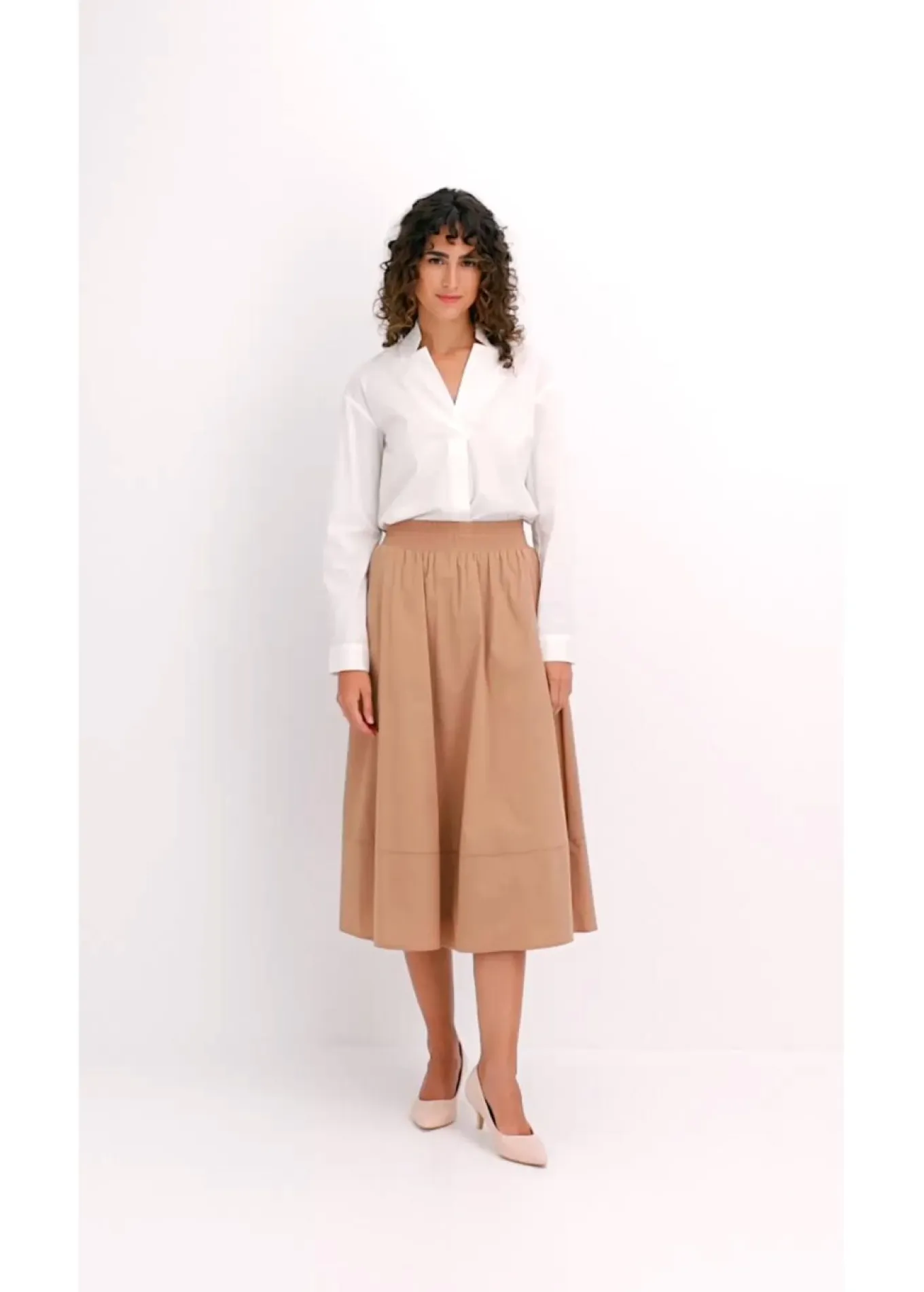 Falda midi