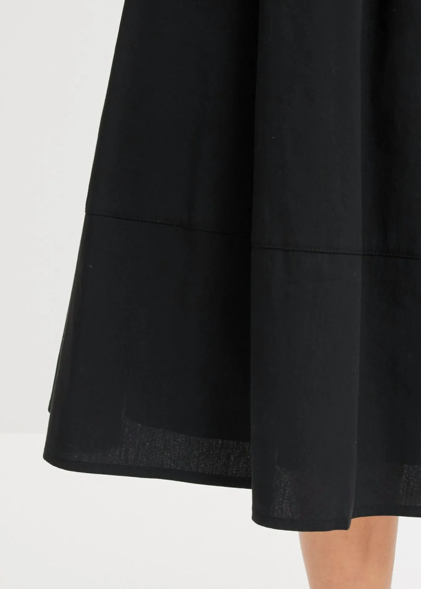 Falda midi