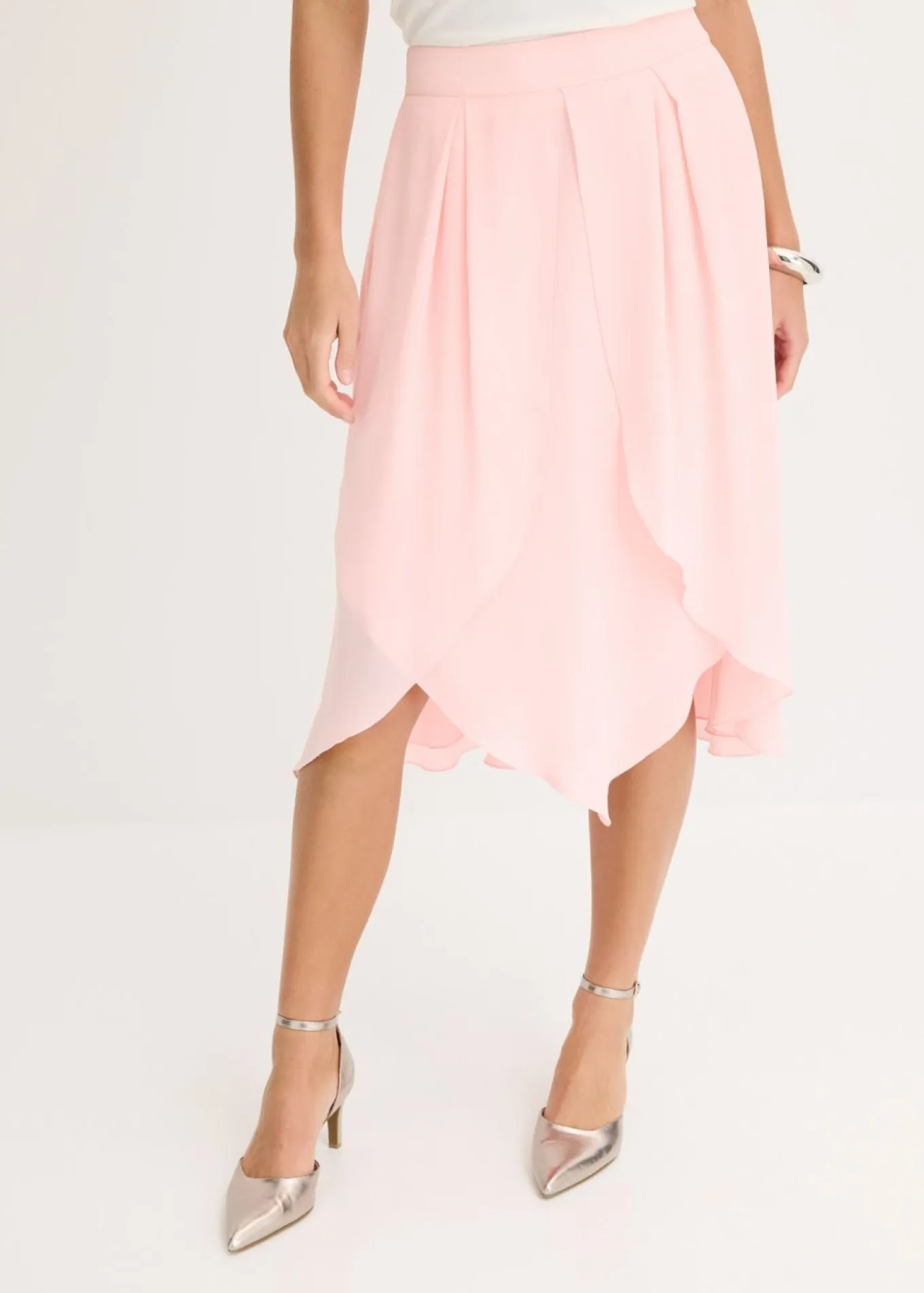 Falda midi con volantes