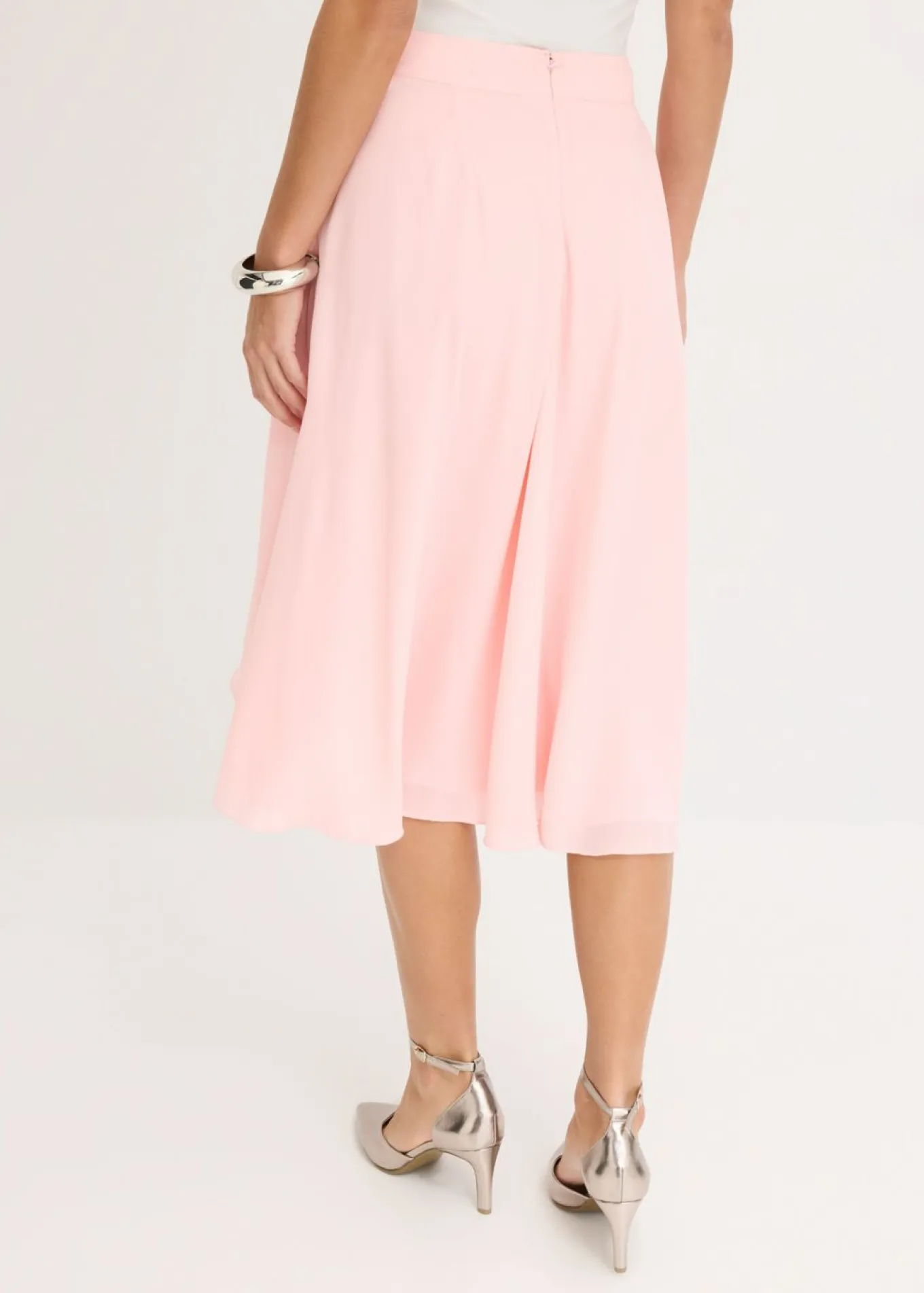 Falda midi con volantes
