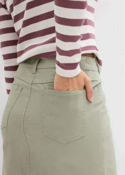 Falda midi de sarga