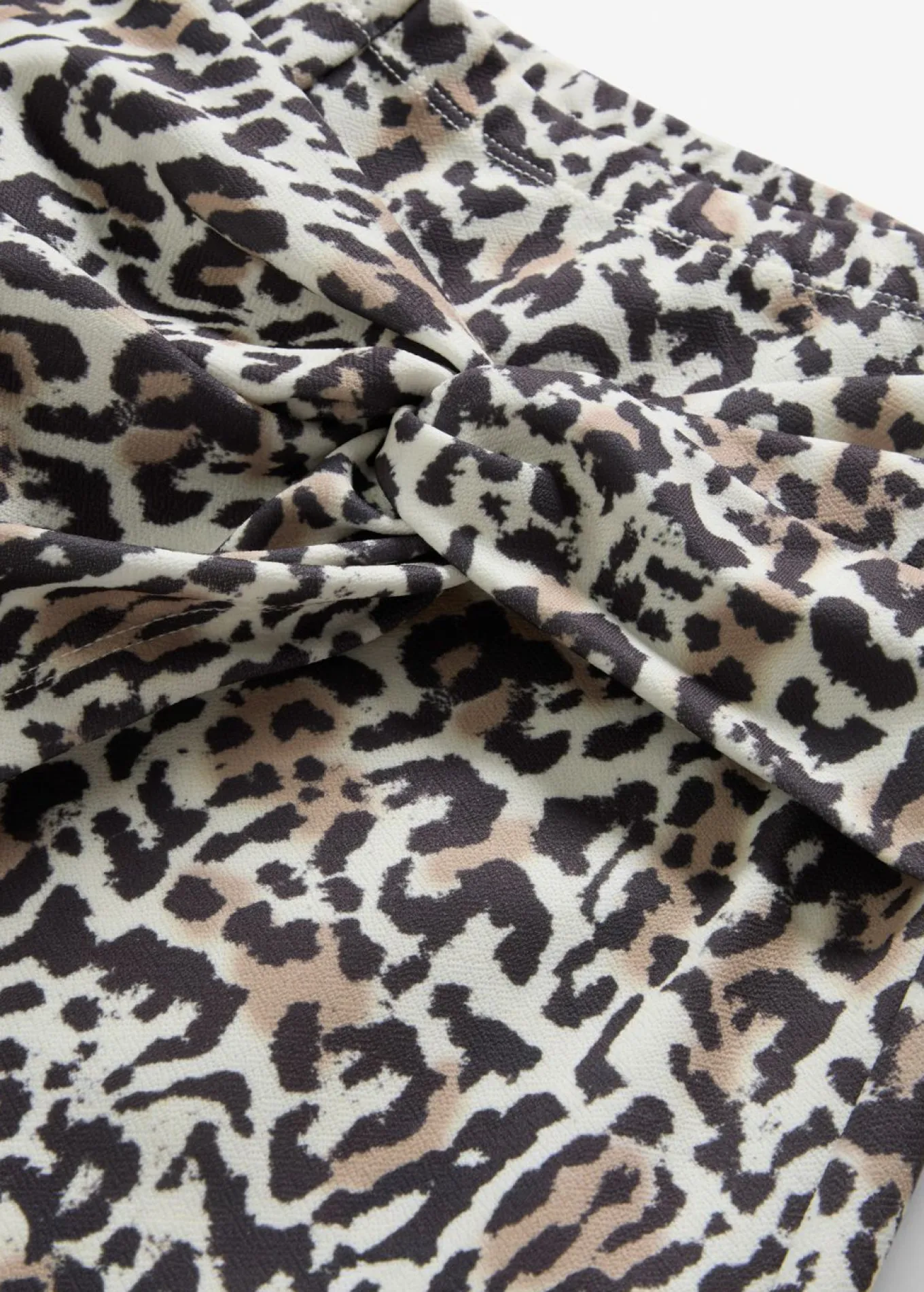 Falda pantalón de interlock resistente