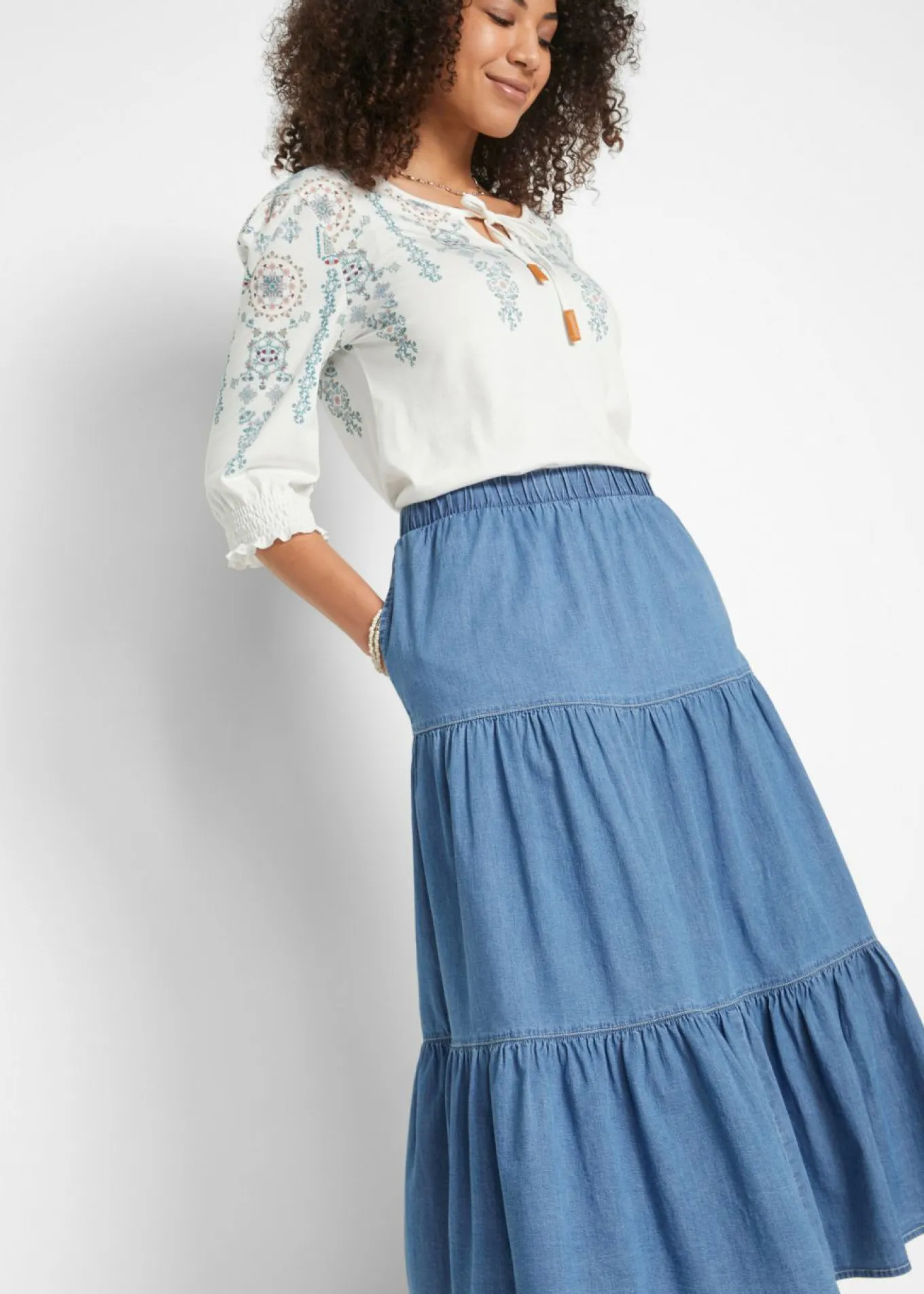 Falda vaquera a capas