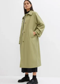 Gabardina con trabillas