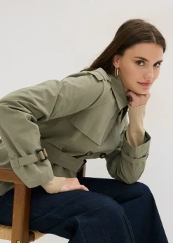 Gabardina corta
