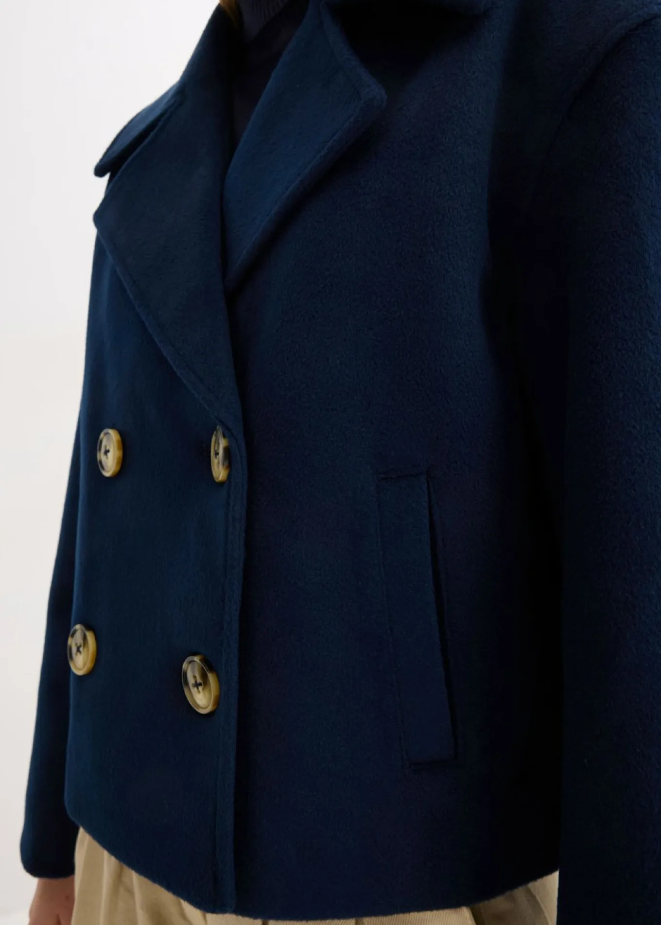 Gabardina holgada con aspecto de lana