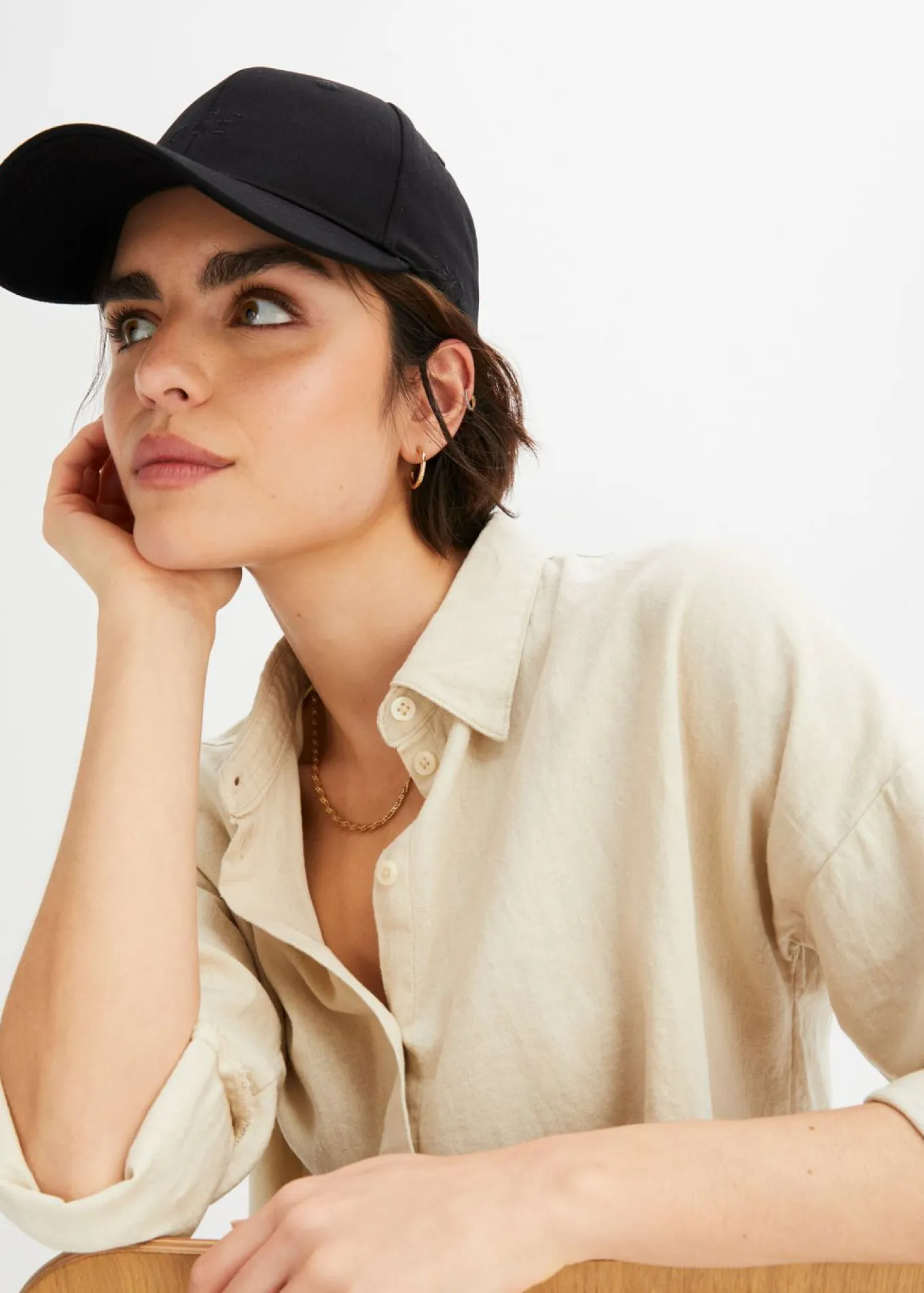 Gorra con bordado