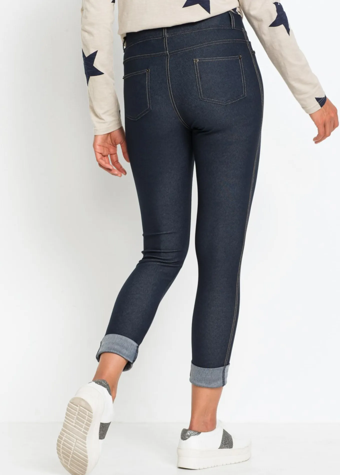 Jeggins con bajo vuelto