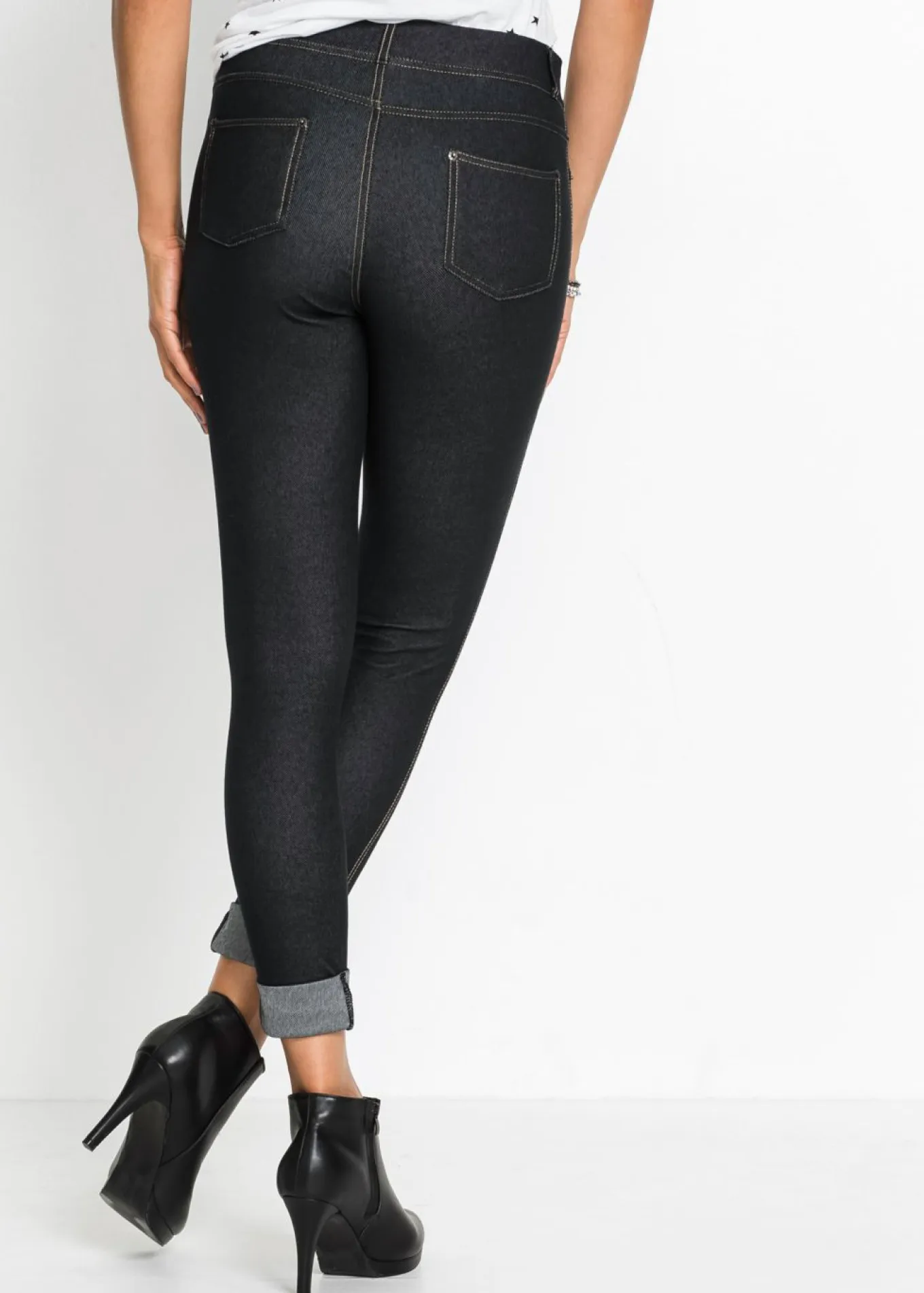 Jeggins con bajo vuelto